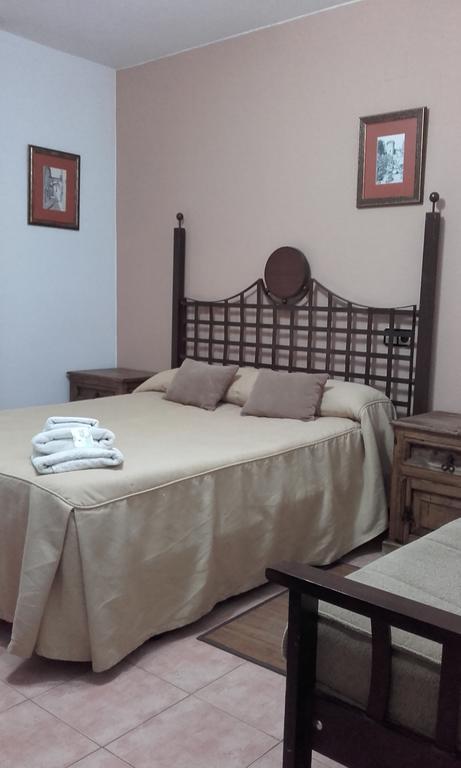 Hostal Turnat Béjar Buitenkant foto